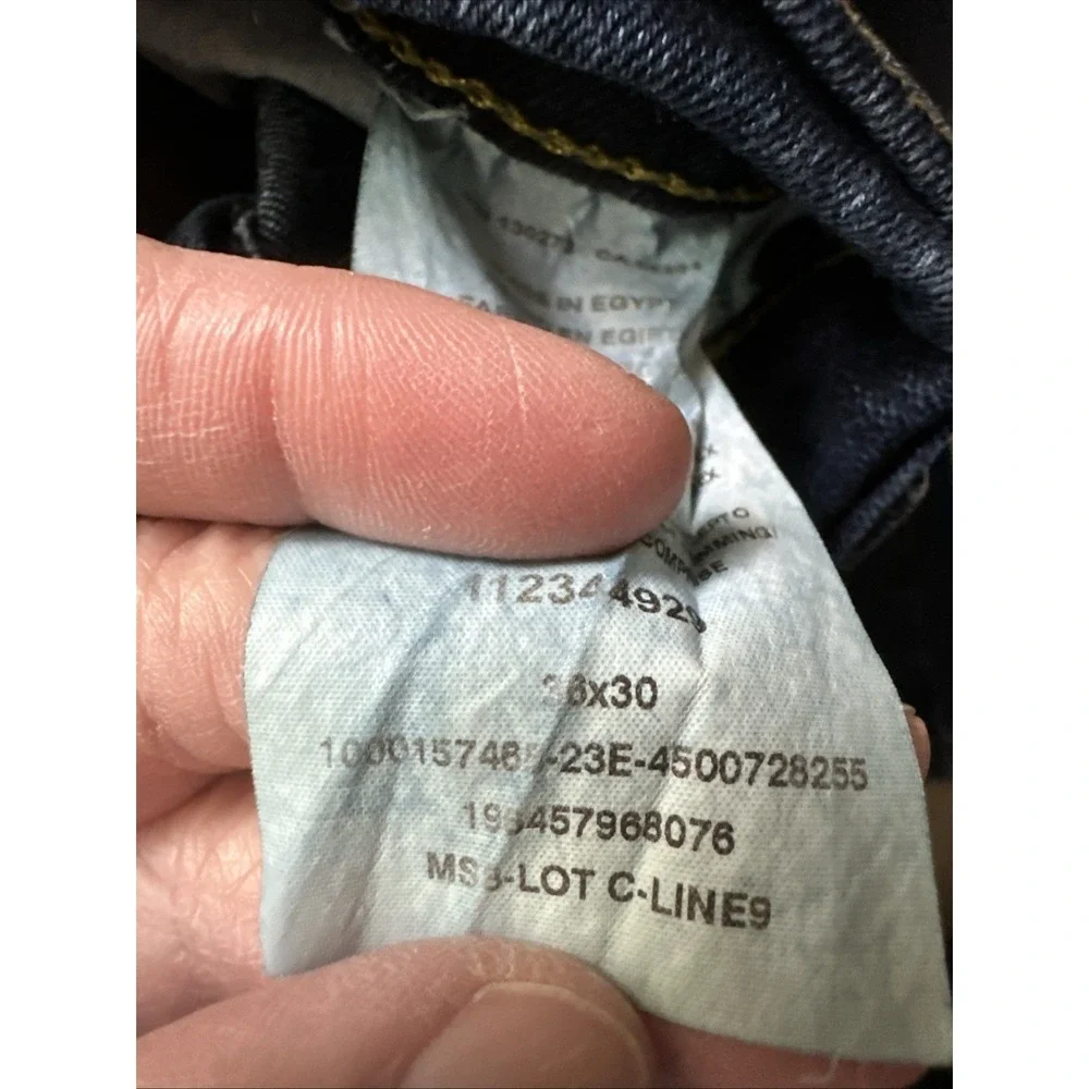 Wrangler Jeans Athletic Fit Mens 36x30 Blue Flex Denim Pants Straight Casual EUC
